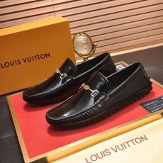 Louis Vuitton Low Shoes